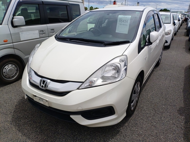 HONDA FIT SHUTTLE