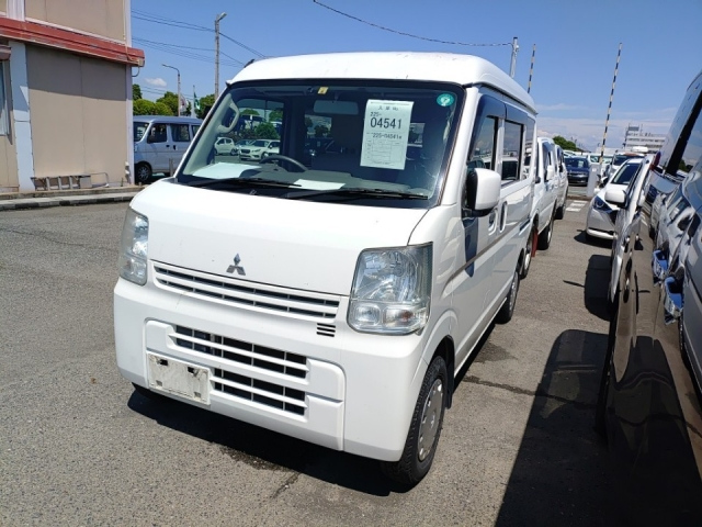 MITSUBISHI MINICAB VAN