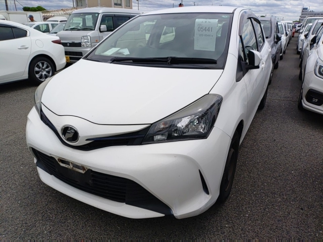 TOYOTA VITZ