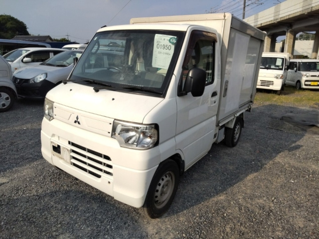 MITSUBISHI MINICAB TRUCK