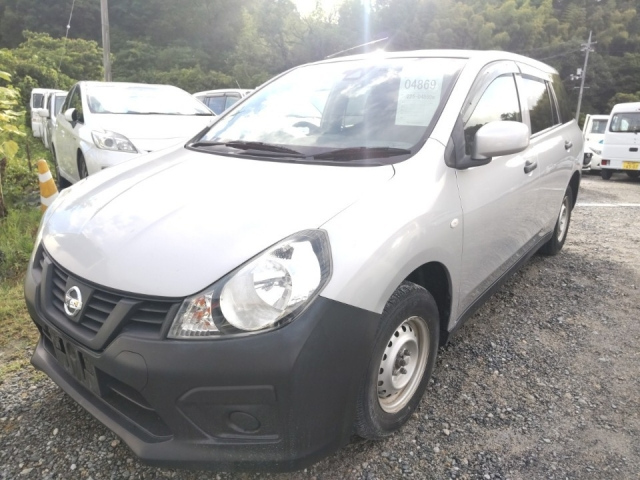 NISSAN AD