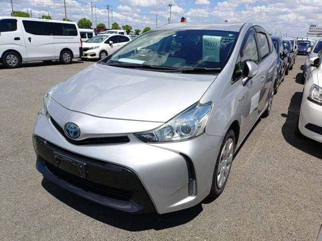 TOYOTA PRIUS ALPHA