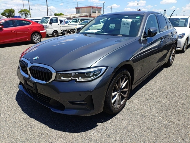 BMW 3 SERIES