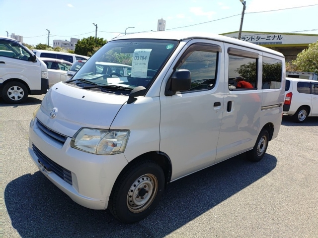 TOYOTA TOWN ACE VAN