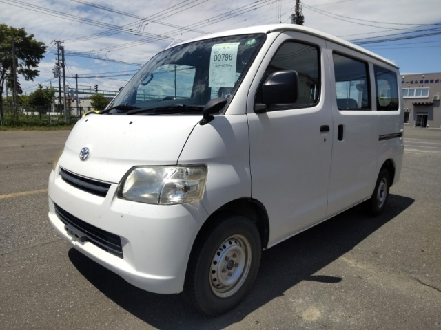 TOYOTA TOWN ACE VAN