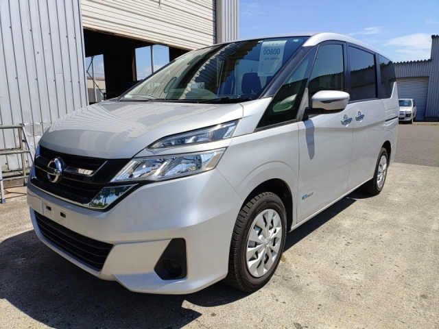 NISSAN SERENA