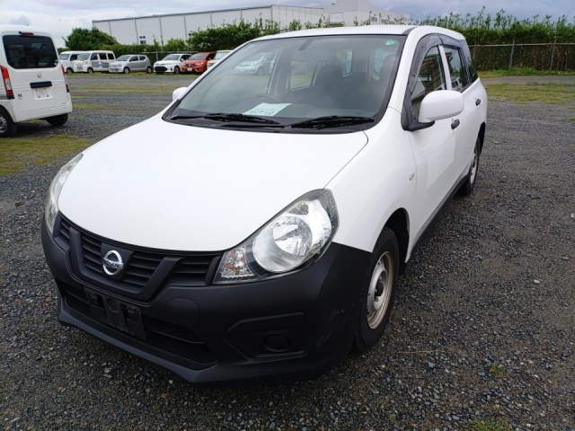 NISSAN AD