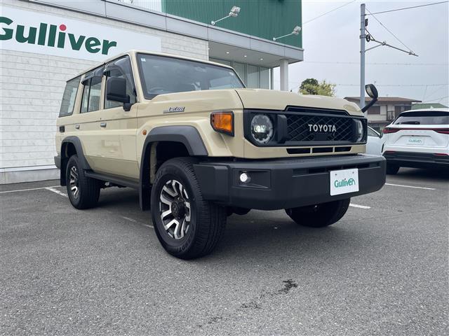 TOYOTA LAND CRUISER