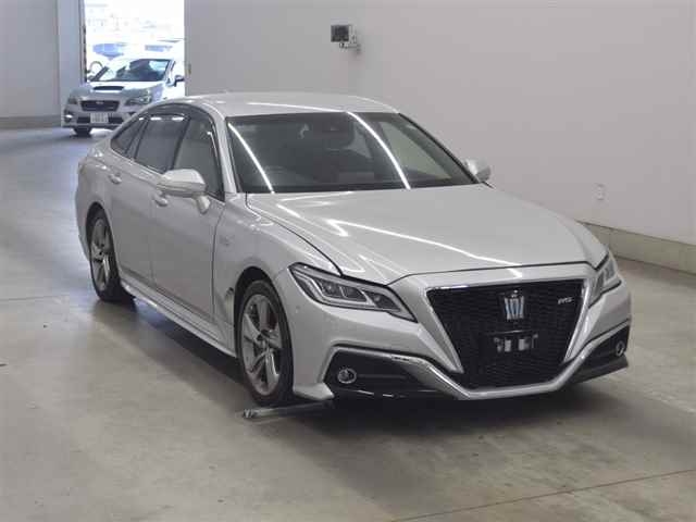 TOYOTA CROWN HYBRID