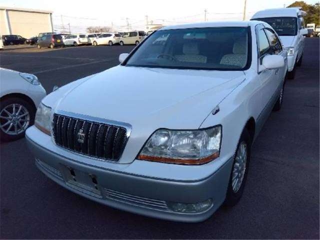 TOYOTA CROWN MAJESTA