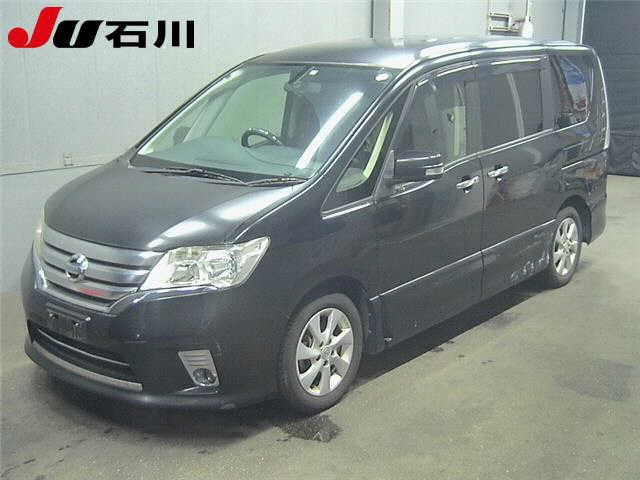 NISSAN SERENA