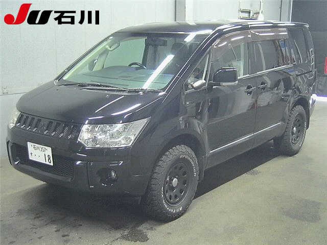 MITSUBISHI DELICA D:5