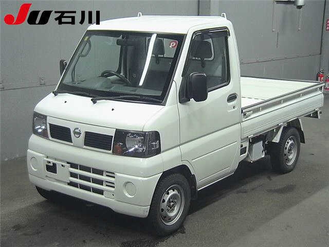 NISSAN CLIPPER