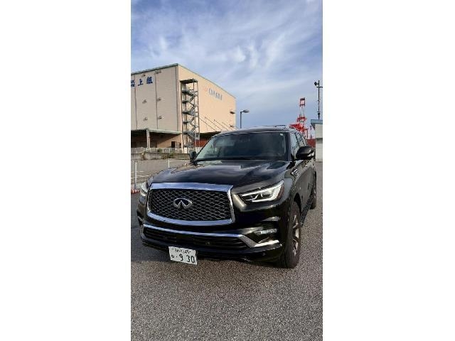 NISSAN QX80