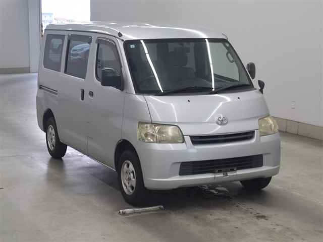 TOYOTA TOWN ACE VAN
