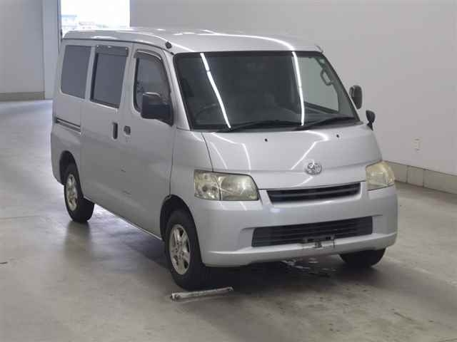 TOYOTA TOWN ACE VAN