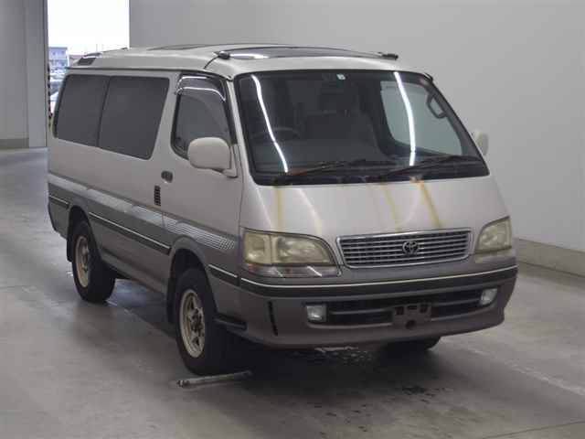 TOYOTA HIACE WAGON