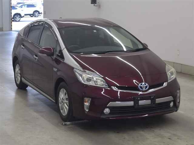 TOYOTA PRIUS PHV