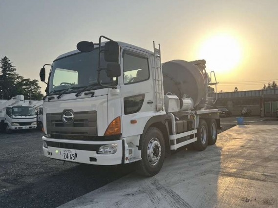 HINO PROFIA