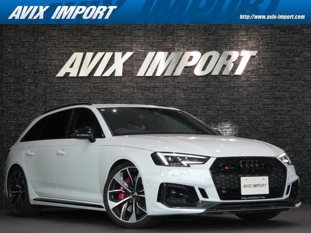AUDI RS4 AVANTE