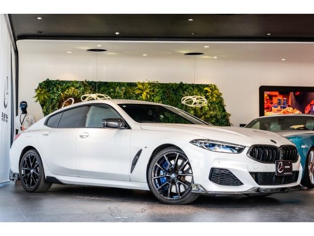BMW 8 SERIES