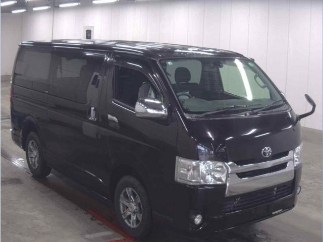 TOYOTA REGIUS VAN