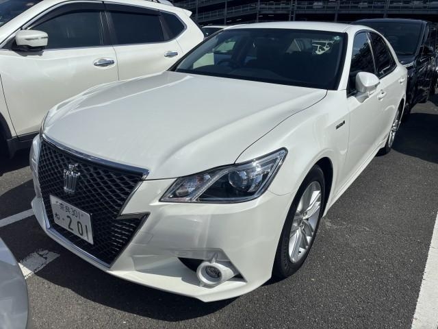 TOYOTA CROWN HYBRID
