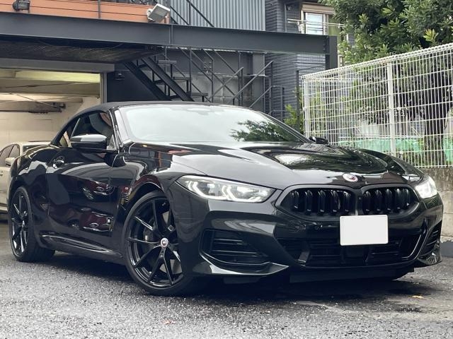BMW 8 SERIES
