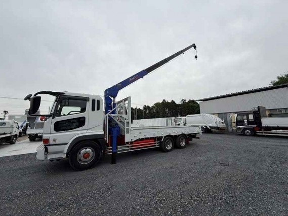 MITSUBISHI FUSO SUPER GREAT