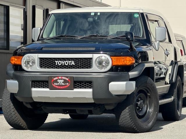 TOYOTA FJ CRUISER