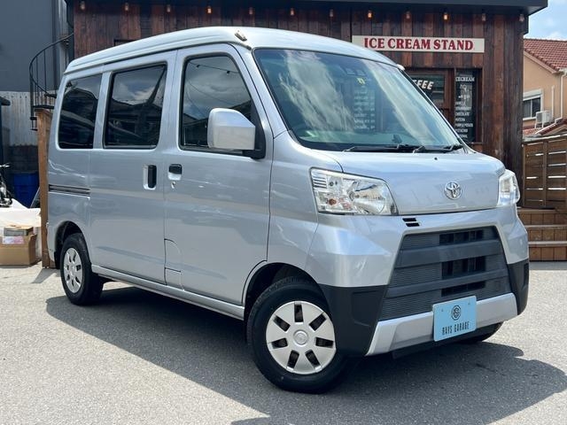 TOYOTA PIXIS VAN