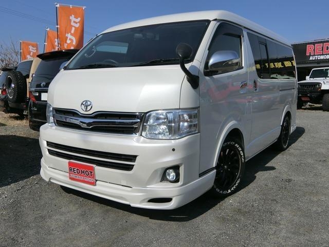 TOYOTA REGIUS VAN