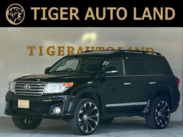 TOYOTA LAND CRUISER