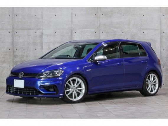 VOLKSWAGEN GOLF R