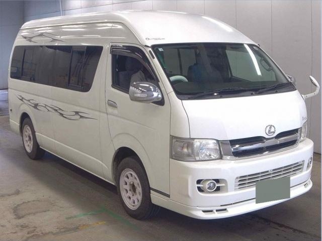 TOYOTA HIACE VAN