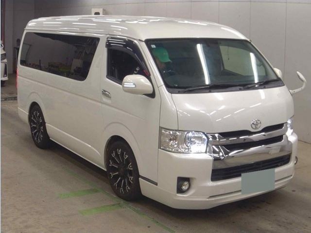 TOYOTA HIACE WAGON