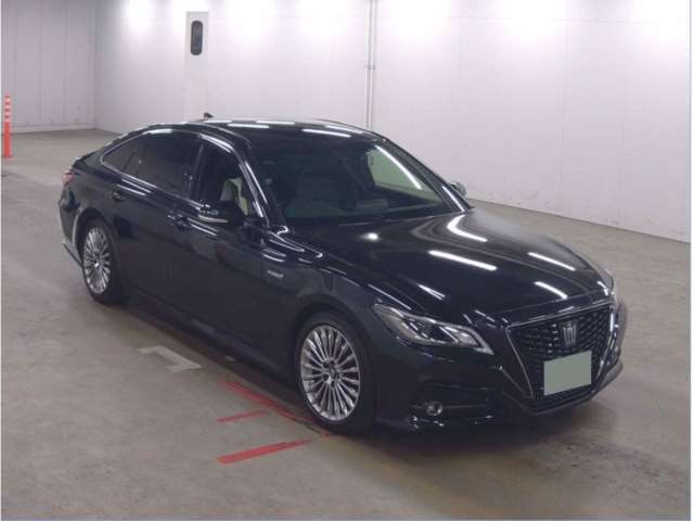 TOYOTA CROWN HYBRID
