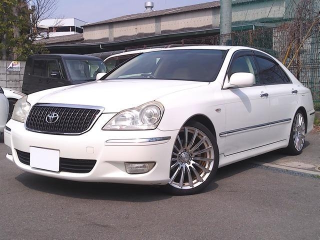 TOYOTA CROWN MAJESTA