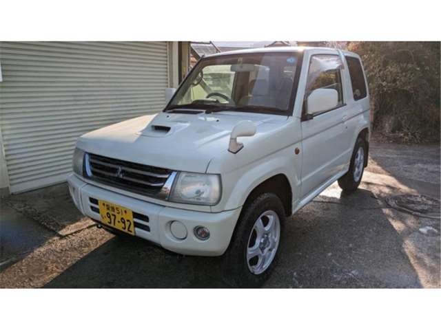 MITSUBISHI PAJERO MINI
