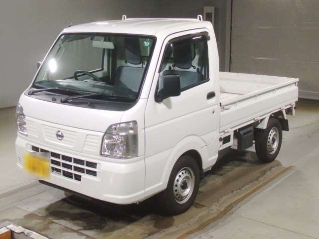 NISSAN NT100 CLIPPER