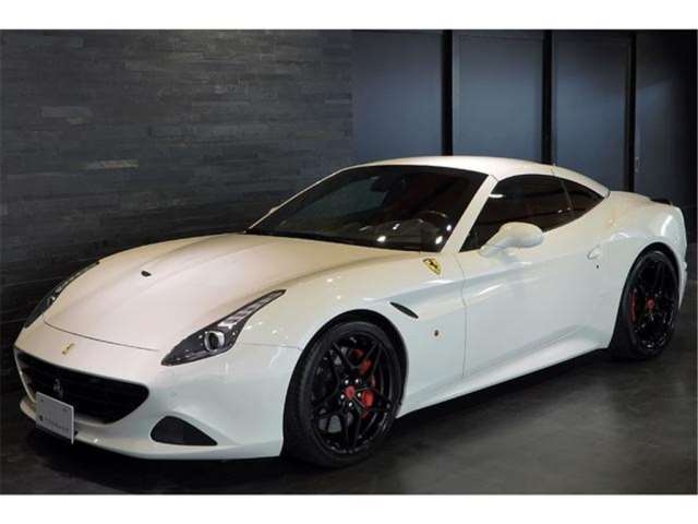 FERRARI CALIFORNIA T