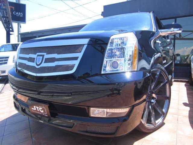 GMC CADILLAC ESCALADE