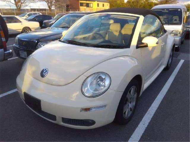 VOLKSWAGEN NEW BEETLE CABRIOLET