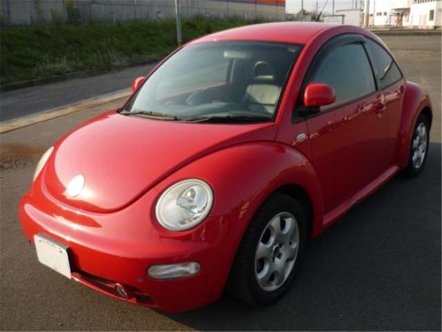 VOLKSWAGEN NEW BEETLE