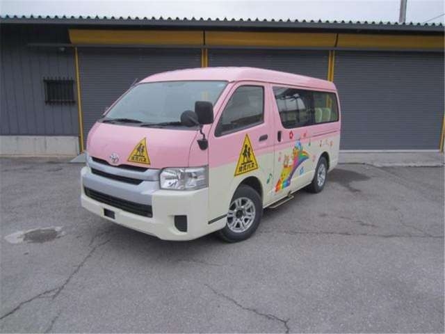 TOYOTA HIACE WAGON