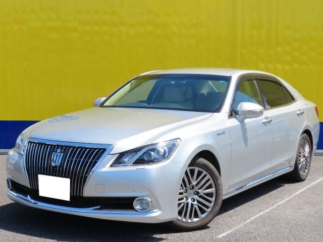 TOYOTA CROWN MAJESTA