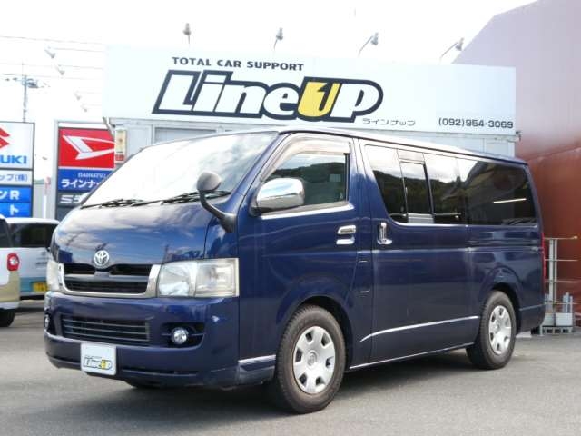 TOYOTA REGIUS VAN