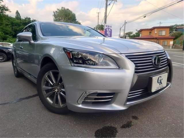 LEXUS LS