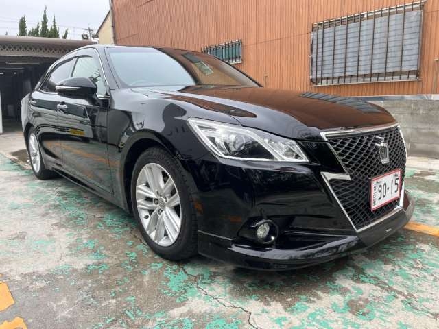 TOYOTA CROWN