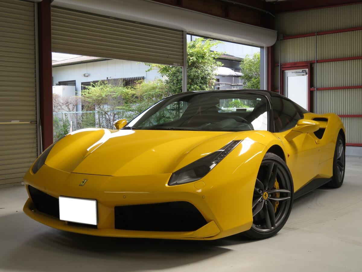 FERRARI 488 SPIDER